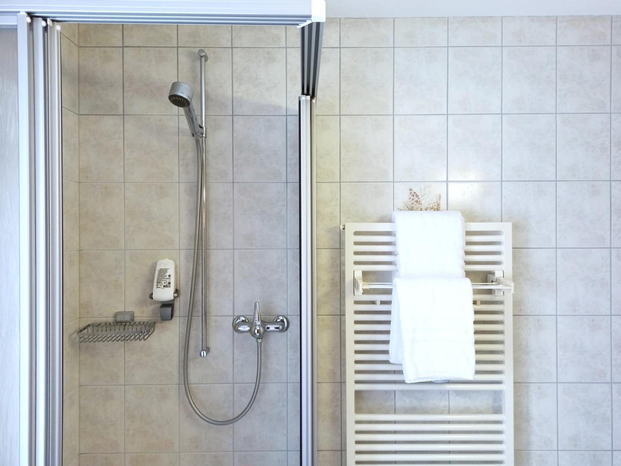 Hotel Acla Filli, Bed&Breakfast Zernez Esterno foto