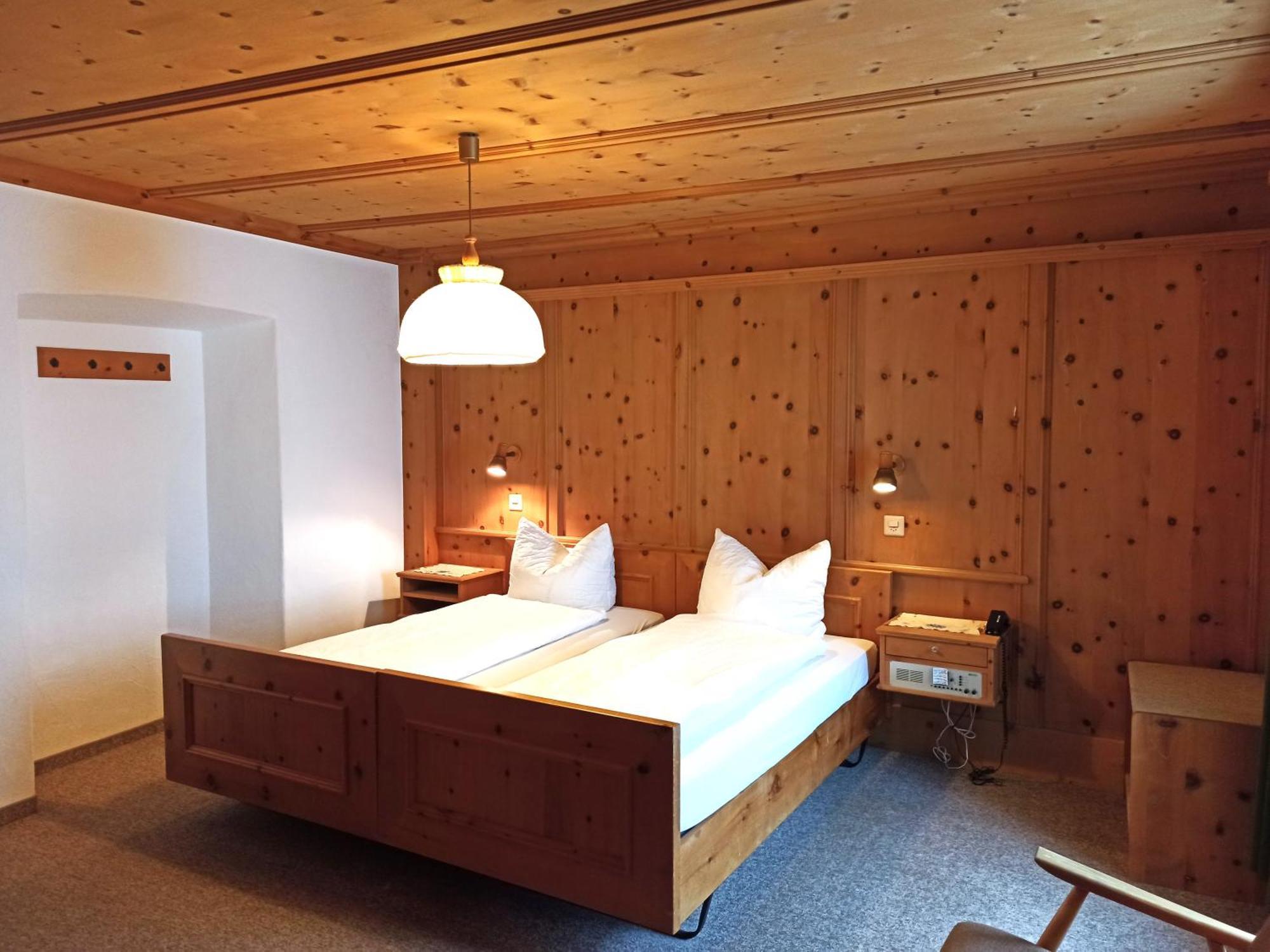 Hotel Acla Filli, Bed&Breakfast Zernez Esterno foto