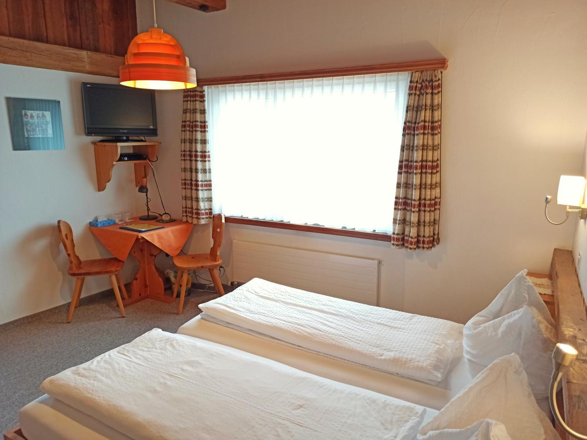 Hotel Acla Filli, Bed&Breakfast Zernez Esterno foto