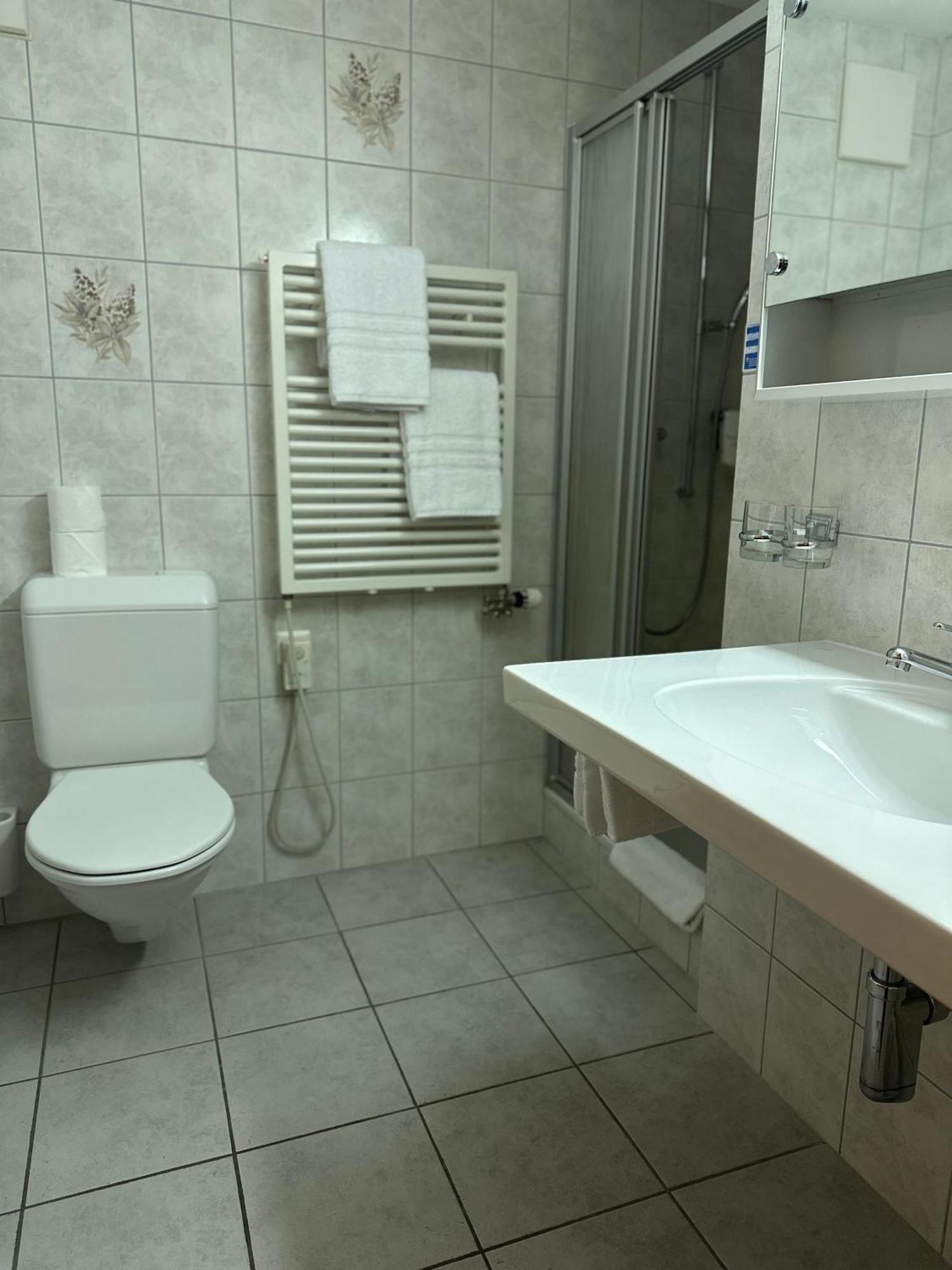 Hotel Acla Filli, Bed&Breakfast Zernez Esterno foto