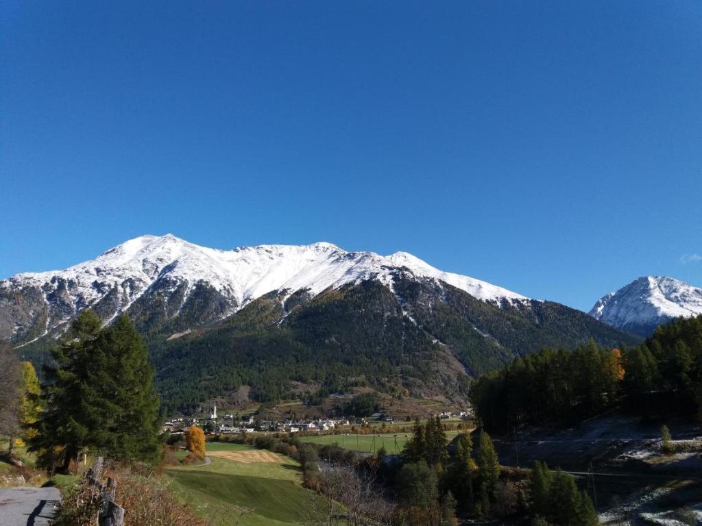 Hotel Acla Filli, Bed&Breakfast Zernez Esterno foto