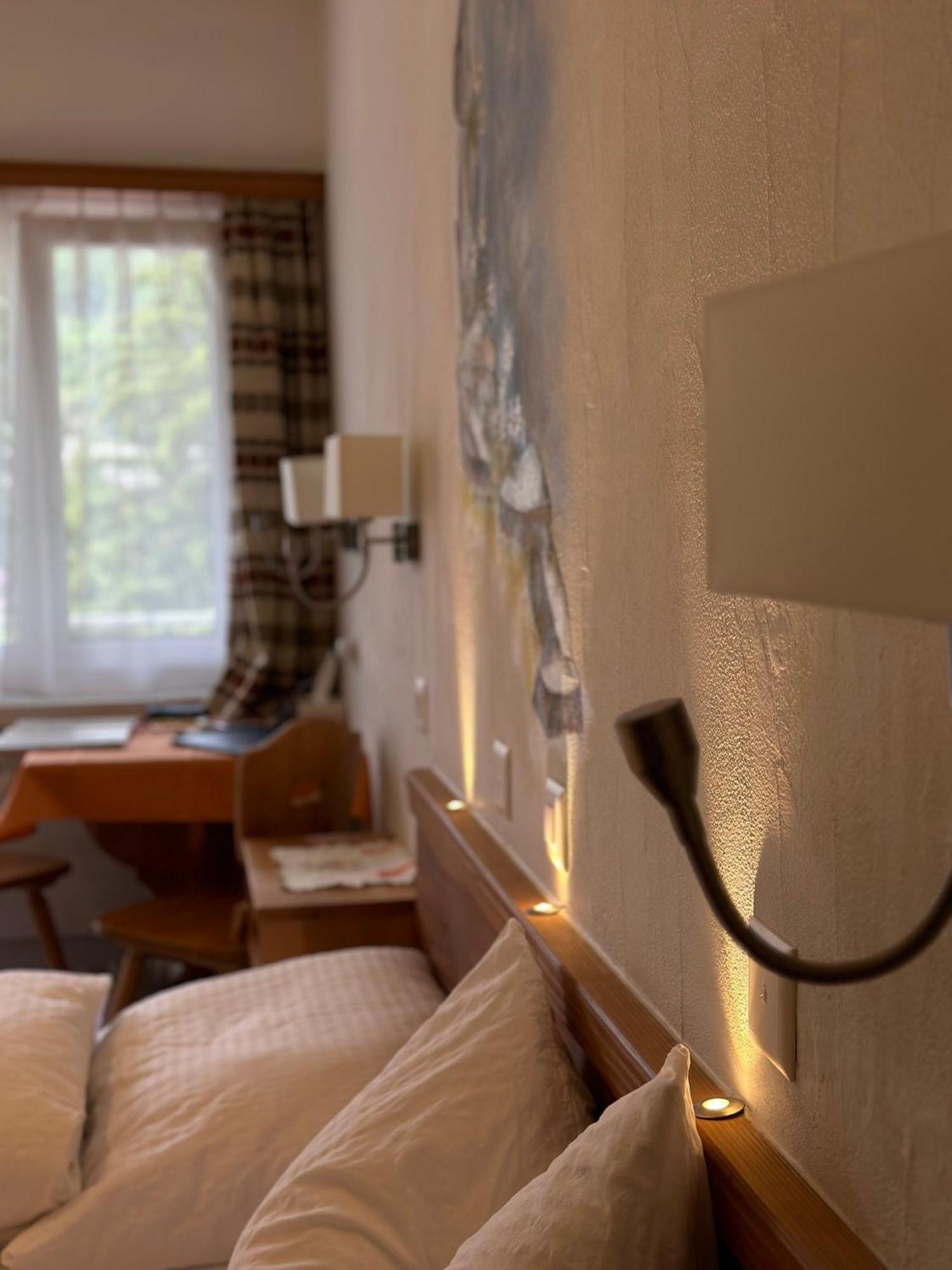 Hotel Acla Filli, Bed&Breakfast Zernez Esterno foto